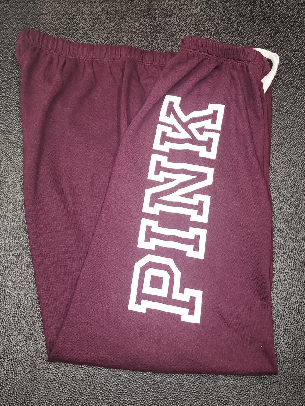 NWOT SZ LG VS PINK EVERDAY CLASSIC FIT SWEATPANTS JOGGERS.